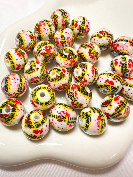 True Crime 20 pieces round beads